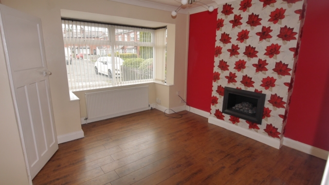 3 Bedroom Quasi Semi Seascale Crescent Swinley Wigan Wn1 2hq